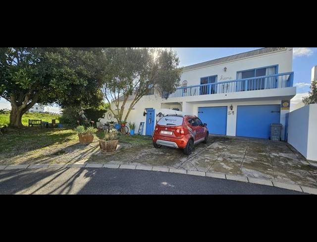 4 BEDROOM HOUSE FOR SALE IN BLUE LAGOON